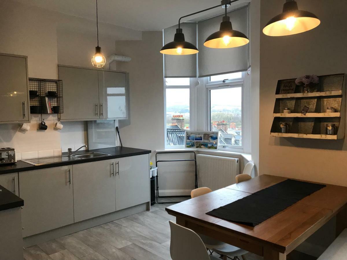 Wight View, Flat 2 Rosslyn House Apartment Swanage Bagian luar foto