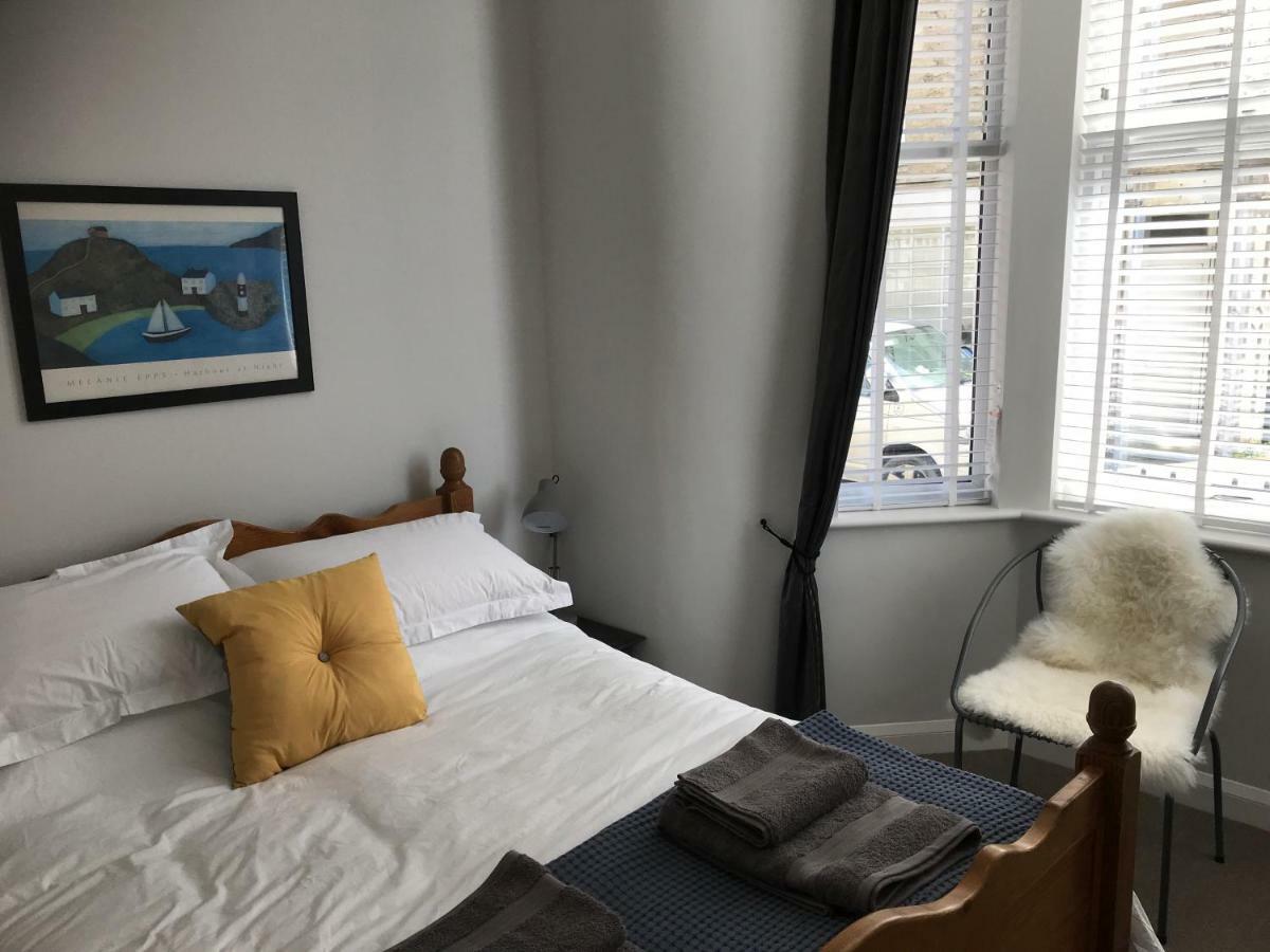 Wight View, Flat 2 Rosslyn House Apartment Swanage Bagian luar foto
