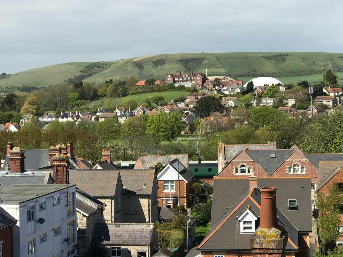 Wight View, Flat 2 Rosslyn House Apartment Swanage Bagian luar foto